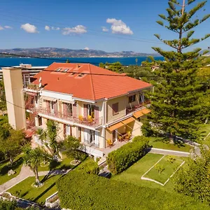 Lorenzo House Greece