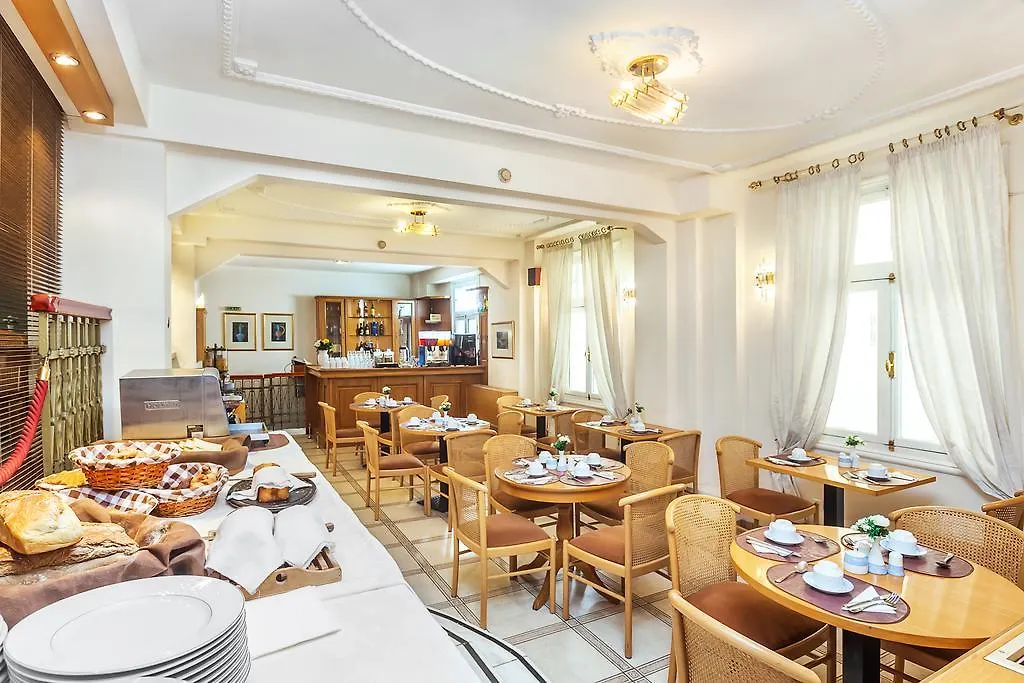 Minerva Premier Hotel Saloniki 4*,