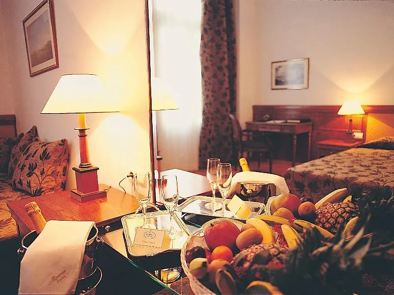Minerva Premier Hotel Saloniki
